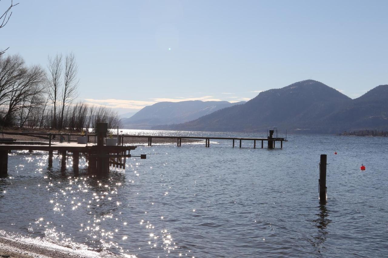 Sunshine And Wine Loft Hotel Penticton Bagian luar foto