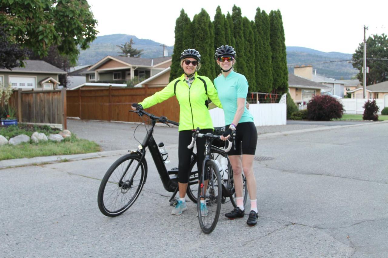 Sunshine And Wine Loft Hotel Penticton Bagian luar foto