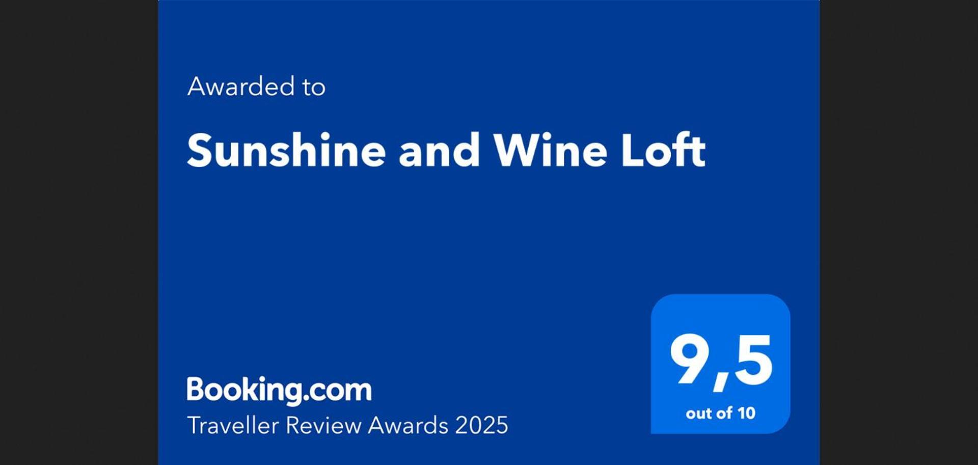 Sunshine And Wine Loft Hotel Penticton Bagian luar foto
